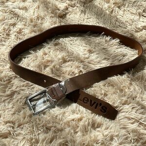 brand new Brown leather Levi’s Men free size belt